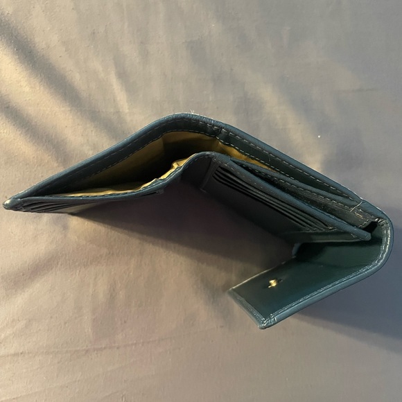 Blue Coach wallet. Never uses. - Picture 5 of 10